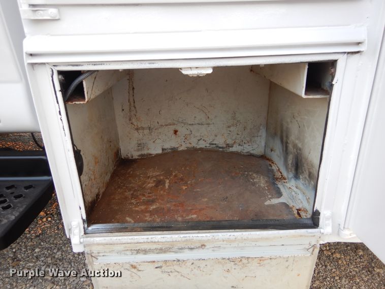 image for item FK9769 2008 Chevrolet C4500 service truck with crane