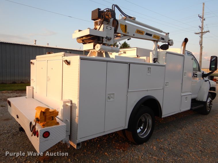 image for item FK9769 2008 Chevrolet C4500 service truck with crane