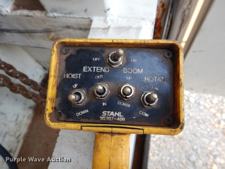 image for item FK9769 2008 Chevrolet C4500 service truck with crane