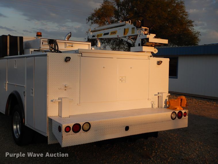 image for item FK9769 2008 Chevrolet C4500 service truck with crane