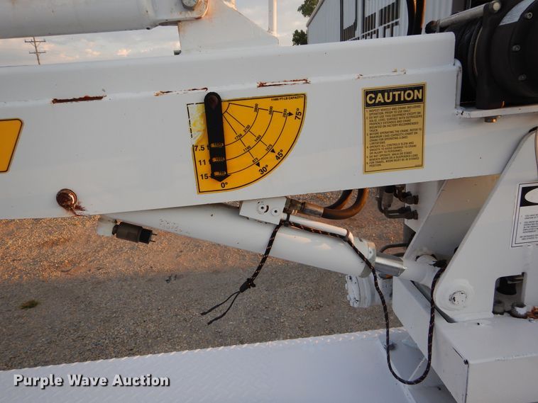 image for item FK9769 2008 Chevrolet C4500 service truck with crane