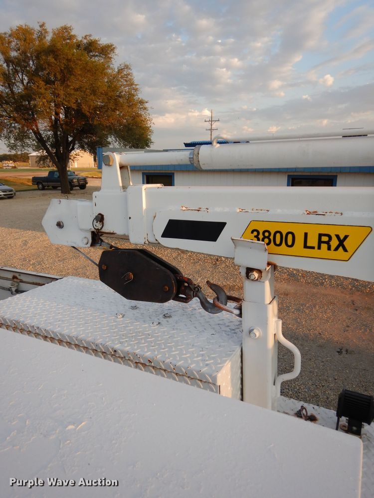 image for item FK9769 2008 Chevrolet C4500 service truck with crane