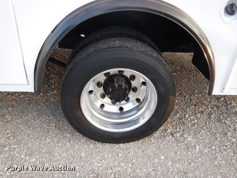 image for item FK9769 2008 Chevrolet C4500 service truck with crane