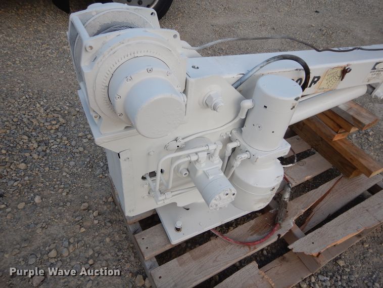 image for item FK9770 Liftmoore 2700AR crane