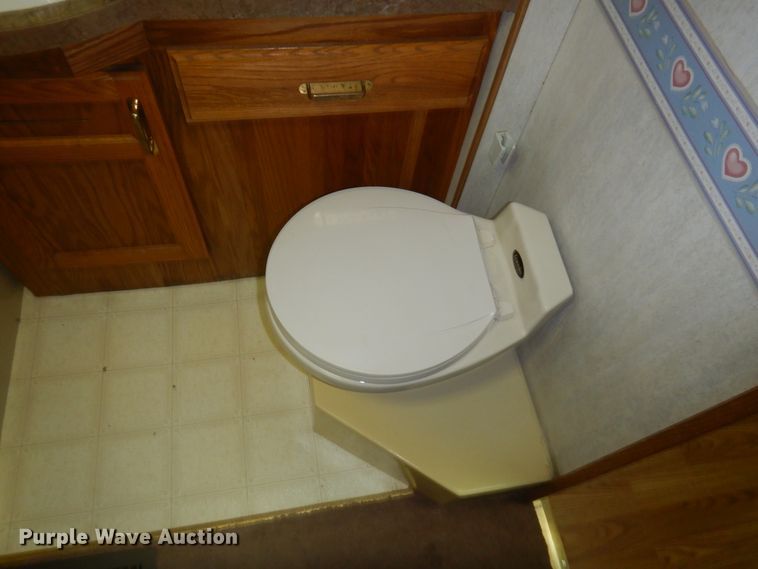 image for item FK9796 1993 Fleetwood Pace Arrow RV