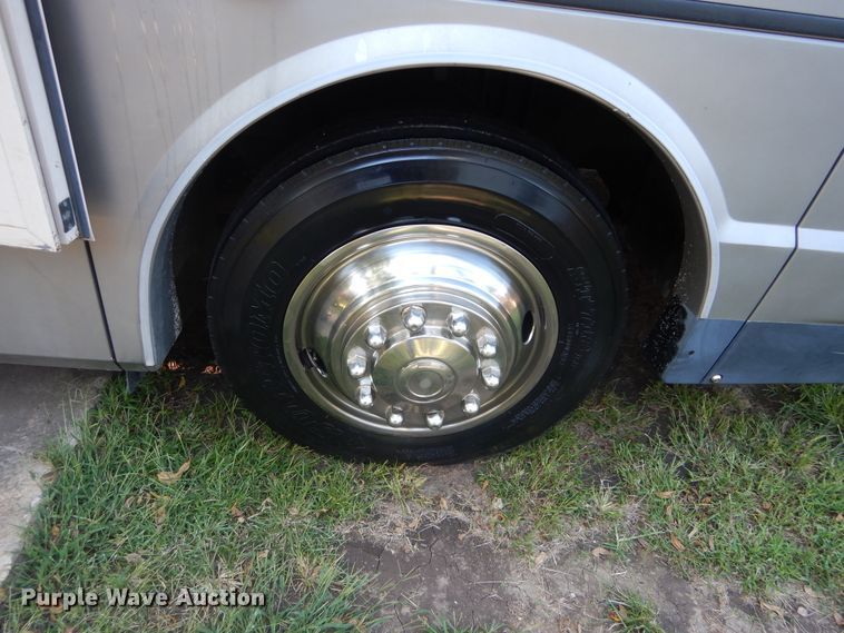 image for item FK9796 1993 Fleetwood Pace Arrow RV