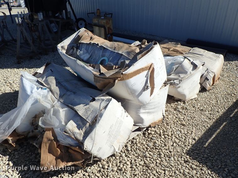 image for item FR9434 (5) rolls of Ag-Bag silage bags