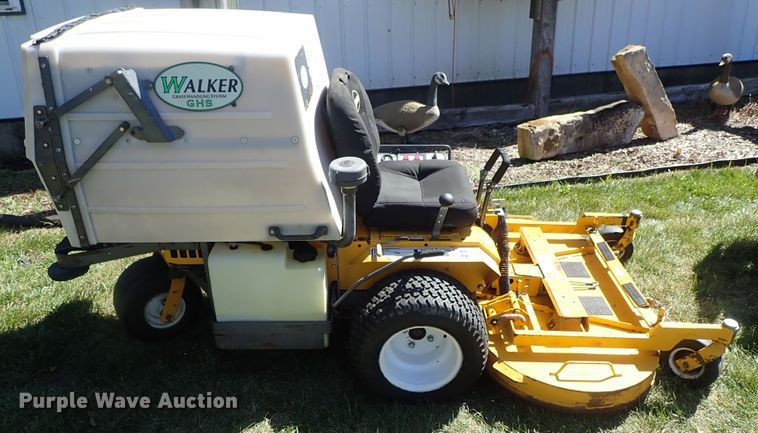image for item FR9443 Walker MTCHS ZTR lawn mower