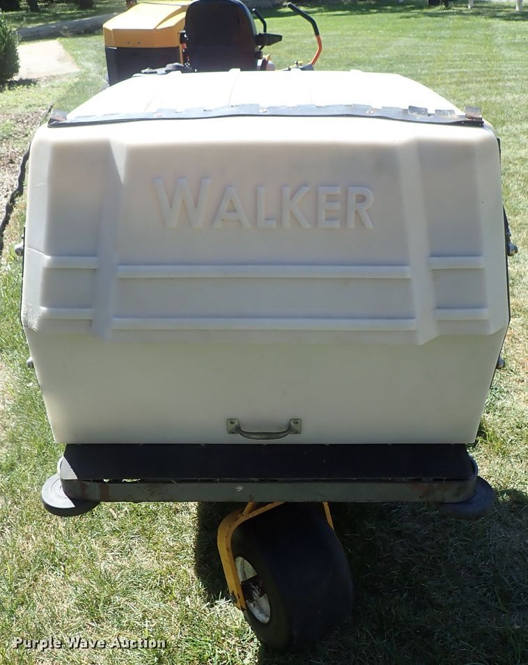 image for item FR9443 Walker MTCHS ZTR lawn mower