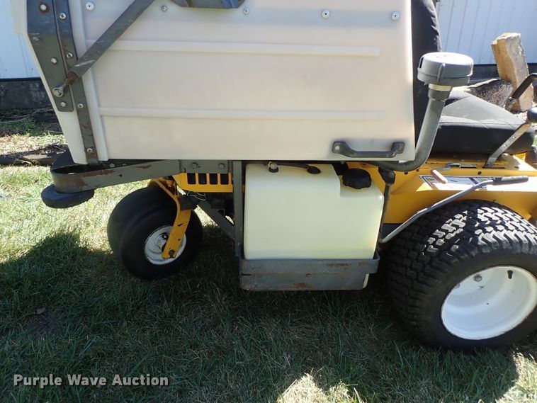 image for item FR9443 Walker MTCHS ZTR lawn mower