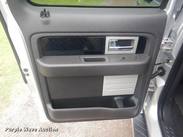 image for item FT9467 2010 Ford F150 FX4 Super Crew pickup truck