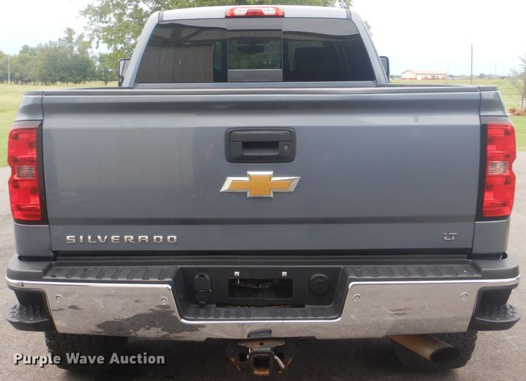 image for item FT9468 2015 Chevrolet Silverado 2500HD Crew Cab pickup truck