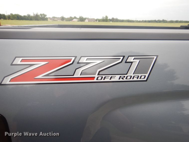 image for item FT9468 2015 Chevrolet Silverado 2500HD Crew Cab pickup truck