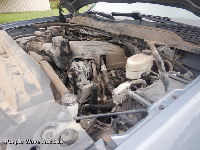 image for item FT9468 2015 Chevrolet Silverado 2500HD Crew Cab pickup truck