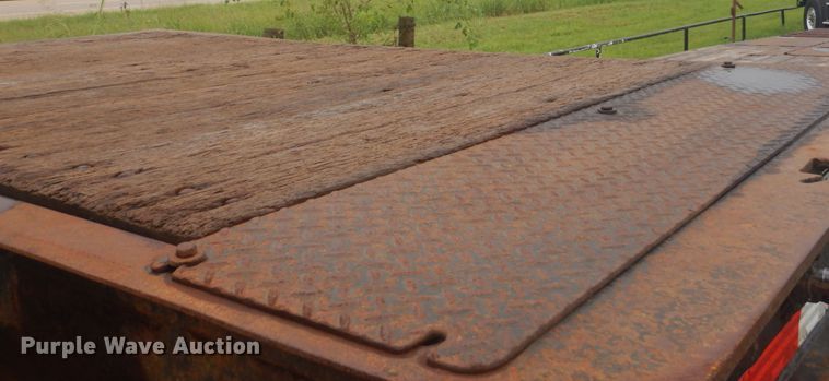 image for item FT9469 2000 Load King drop deck equipment trailer