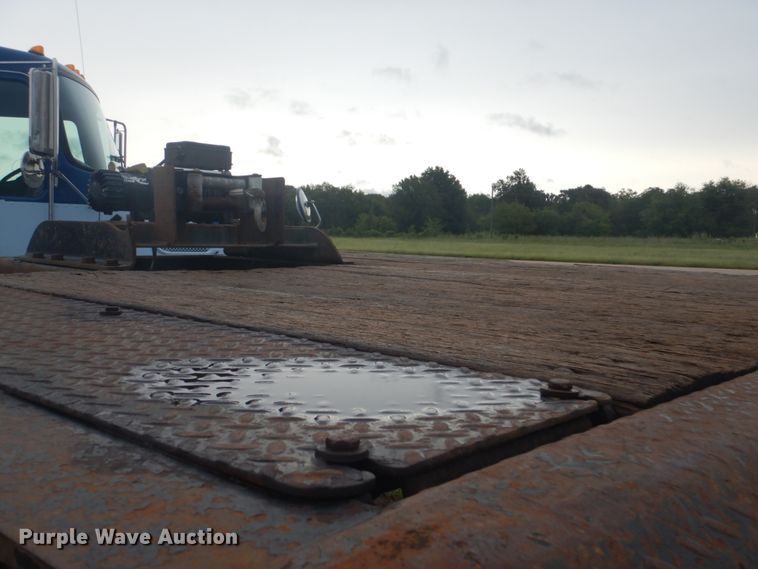 image for item FT9469 2000 Load King drop deck equipment trailer