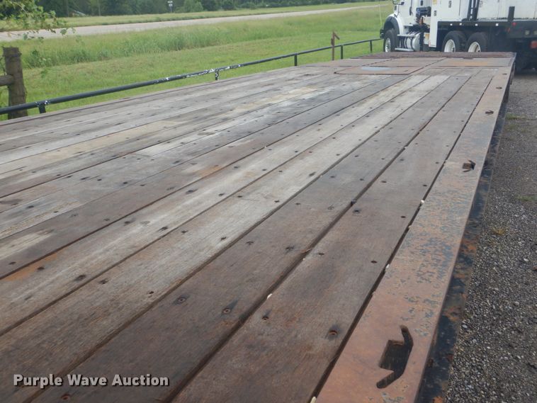 image for item FT9469 2000 Load King drop deck equipment trailer