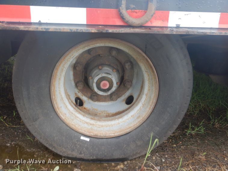 image for item FT9469 2000 Load King drop deck equipment trailer