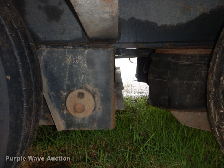 image for item FT9469 2000 Load King drop deck equipment trailer