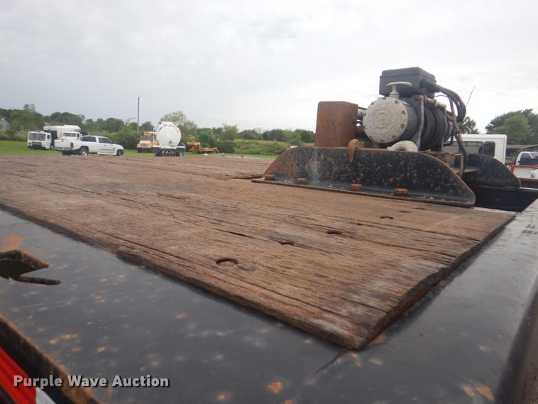 image for item FT9469 2000 Load King drop deck equipment trailer