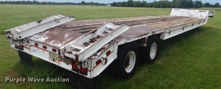 image for item FT9470 1982 Kalyn RLP-70 drop deck equipment trailer