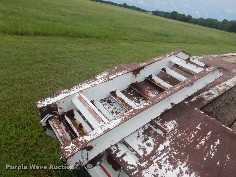 image for item FT9470 1982 Kalyn RLP-70 drop deck equipment trailer