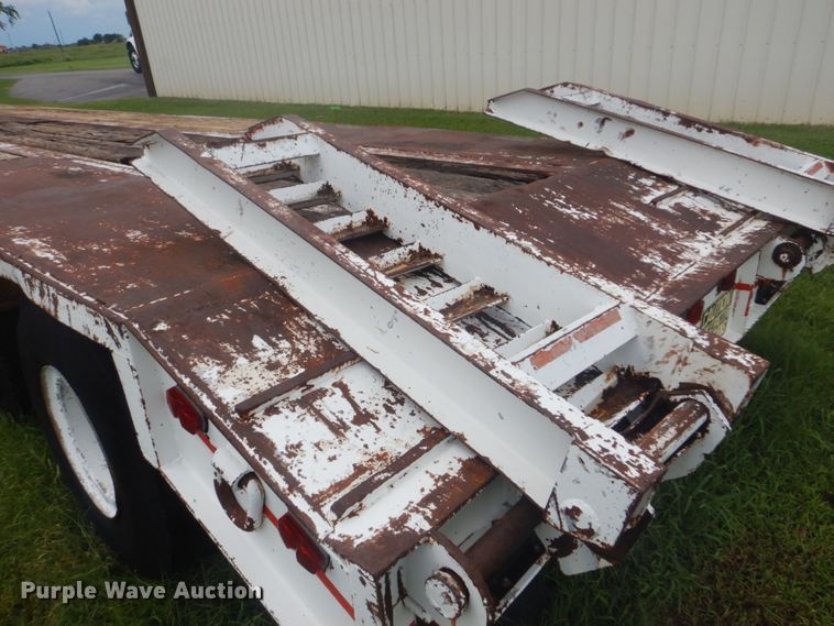 image for item FT9470 1982 Kalyn RLP-70 drop deck equipment trailer