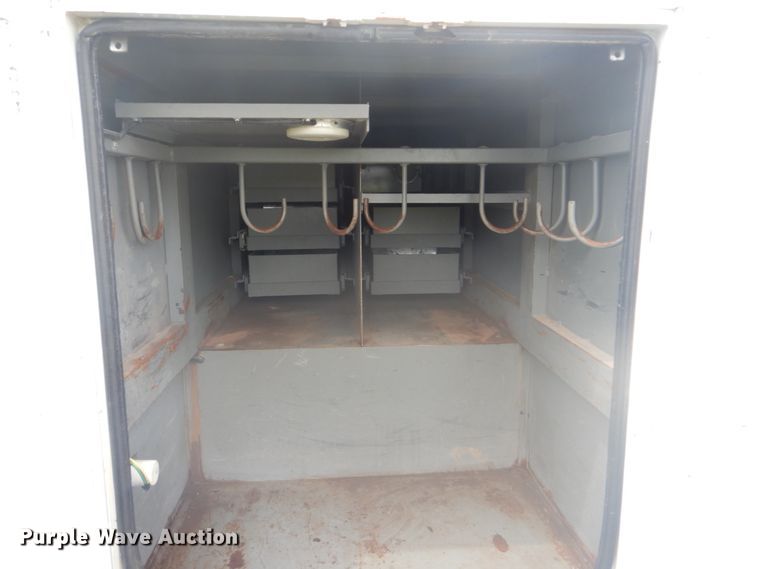 image for item FT9471 2002 International 4900 digger derrick truck