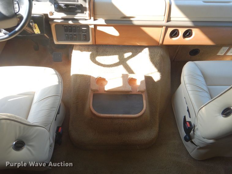 image for item FT9476 2001 Fleetwood Southwind RV