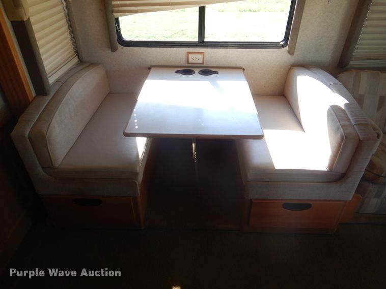 image for item FT9476 2001 Fleetwood Southwind RV