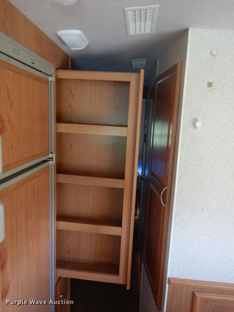 image for item FT9476 2001 Fleetwood Southwind RV