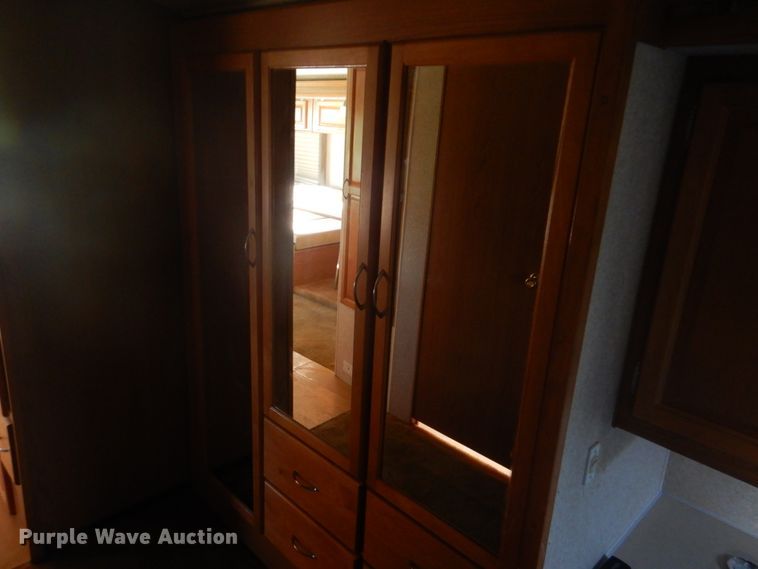 image for item FT9476 2001 Fleetwood Southwind RV