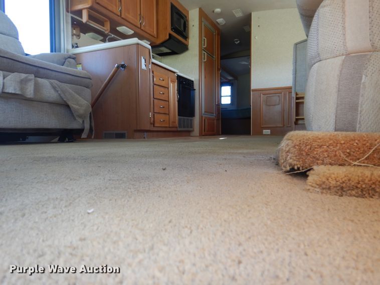 image for item FT9476 2001 Fleetwood Southwind RV