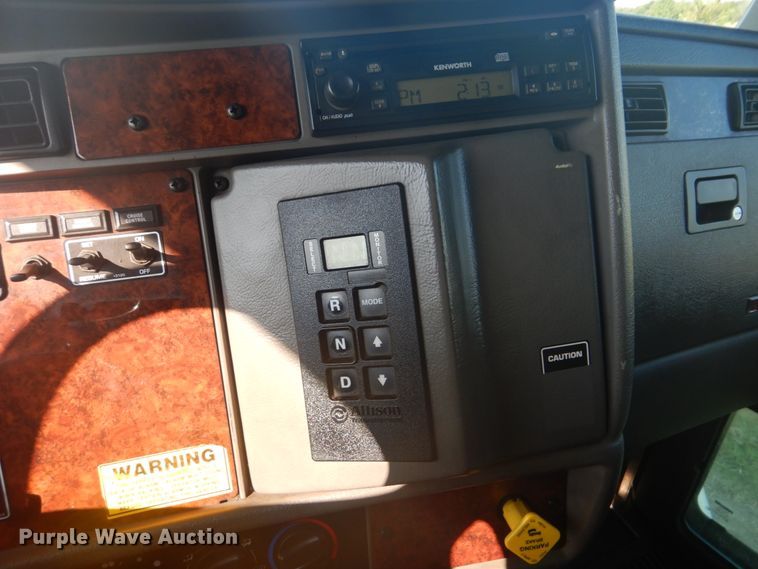 image for item FT9483 2009 Kenworth T270 delivery truck