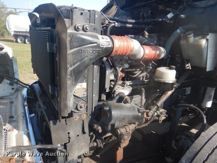 image for item FT9483 2009 Kenworth T270 delivery truck