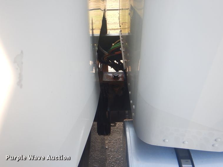 image for item FT9483 2009 Kenworth T270 delivery truck