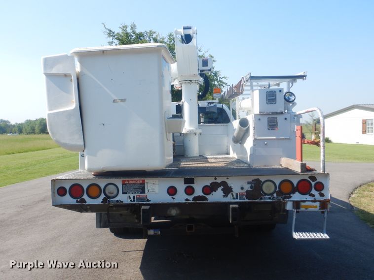 image for item FT9485 2008 Dodge Ram 5500HD bucket truck