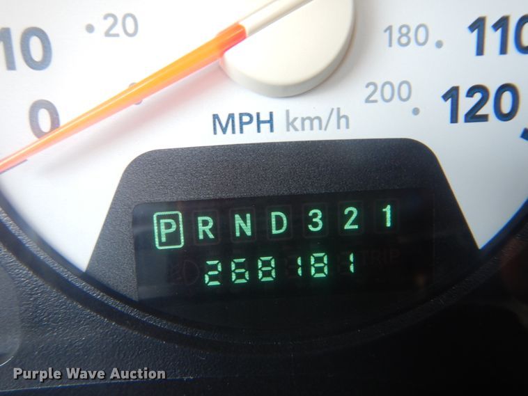 image for item FT9485 2008 Dodge Ram 5500HD bucket truck