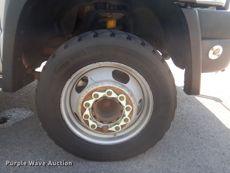 image for item FT9485 2008 Dodge Ram 5500HD bucket truck