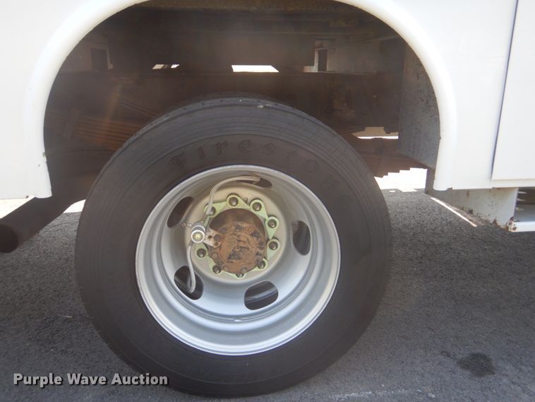 image for item FT9485 2008 Dodge Ram 5500HD bucket truck