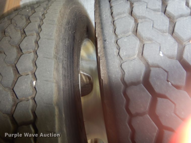 image for item FT9485 2008 Dodge Ram 5500HD bucket truck