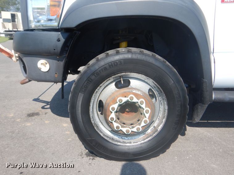 image for item FT9485 2008 Dodge Ram 5500HD bucket truck