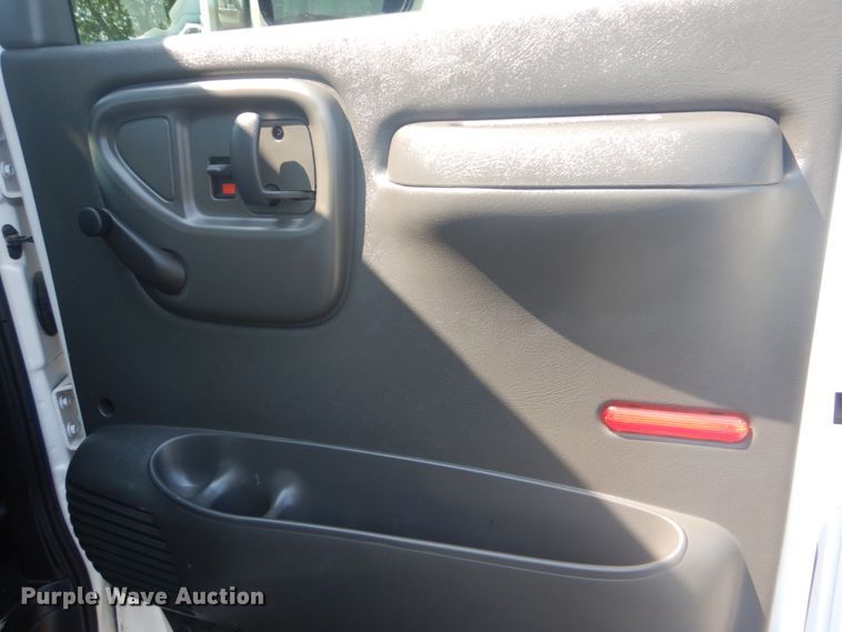 image for item FT9486 2008 Chevrolet C5500 bucket truck