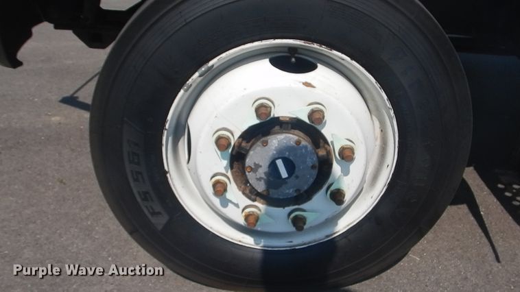 image for item FT9486 2008 Chevrolet C5500 bucket truck