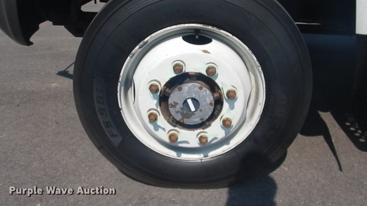 image for item FT9486 2008 Chevrolet C5500 bucket truck