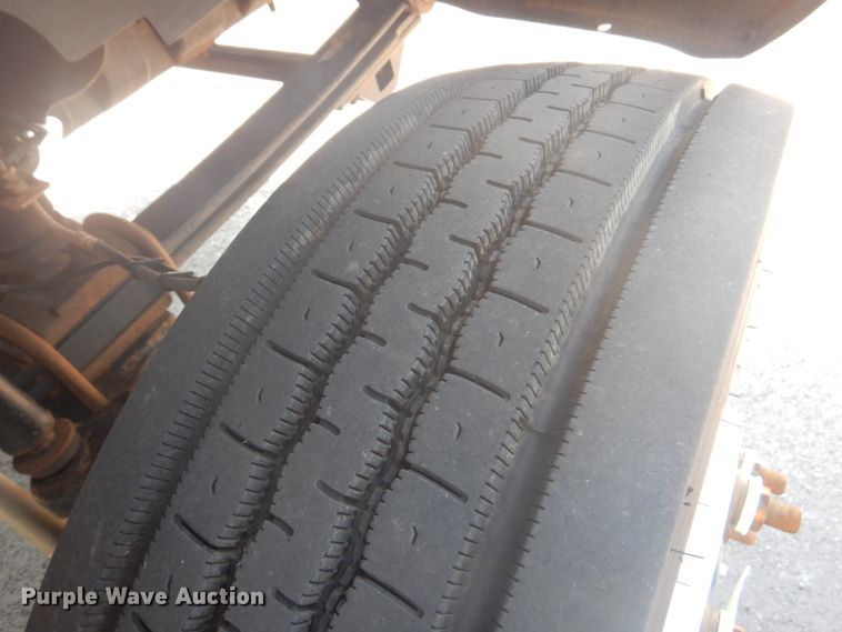 image for item FT9486 2008 Chevrolet C5500 bucket truck