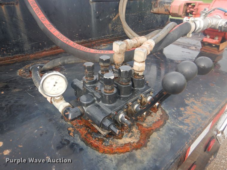 image for item FT9496 2008 Peterbilt 340 flatbed truck