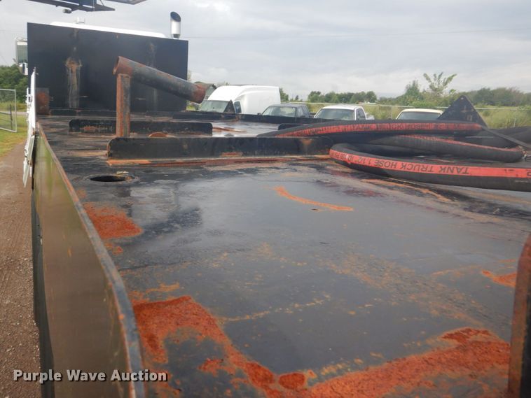 image for item FT9496 2008 Peterbilt 340 flatbed truck