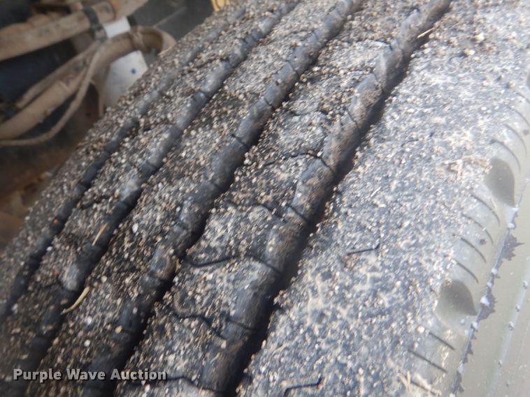 image for item FT9496 2008 Peterbilt 340 flatbed truck