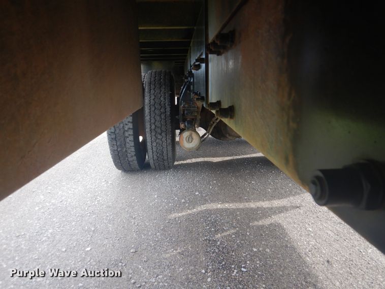 image for item FT9496 2008 Peterbilt 340 flatbed truck